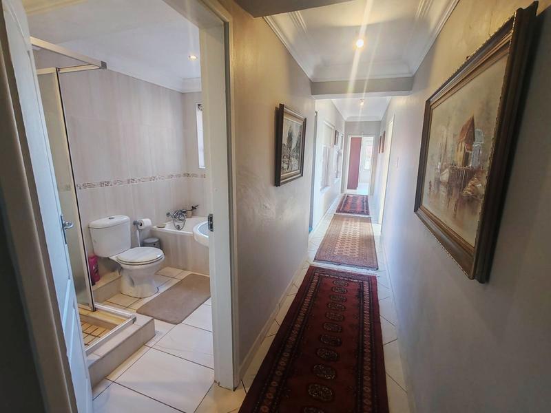 4 Bedroom Property for Sale in Shelly Beach KwaZulu-Natal