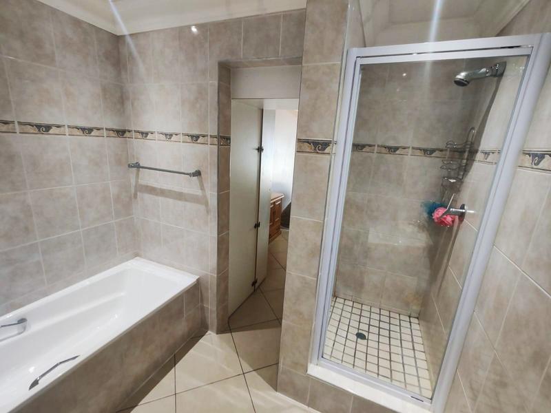 4 Bedroom Property for Sale in Shelly Beach KwaZulu-Natal