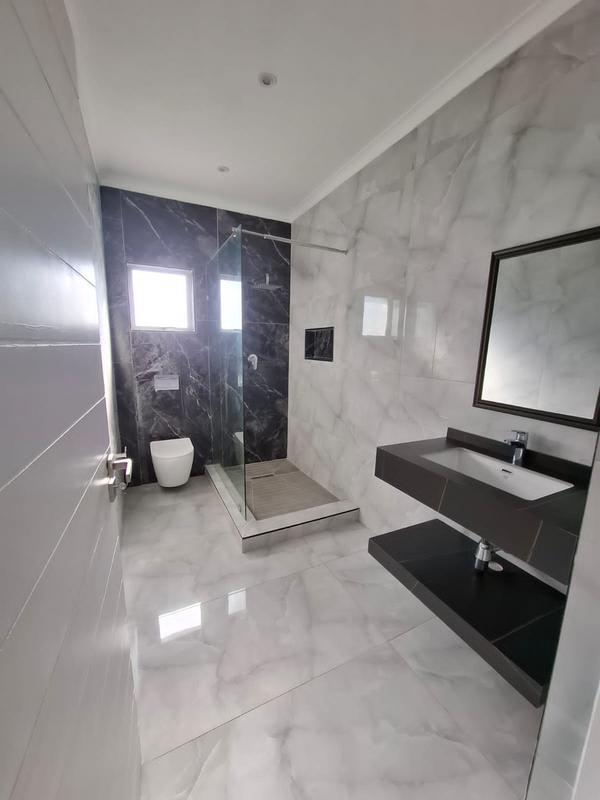 3 Bedroom Property for Sale in Umhlanga Rocks KwaZulu-Natal