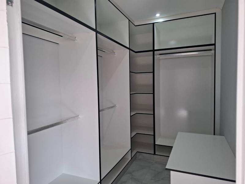 2 Bedroom Property for Sale in Umhlanga Rocks KwaZulu-Natal