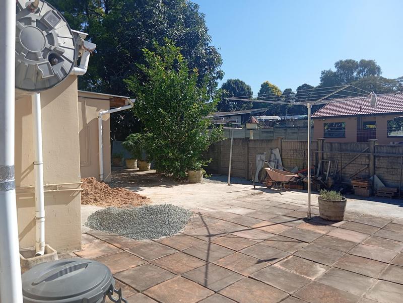 To Let 1 Bedroom Property for Rent in Manors KwaZulu-Natal