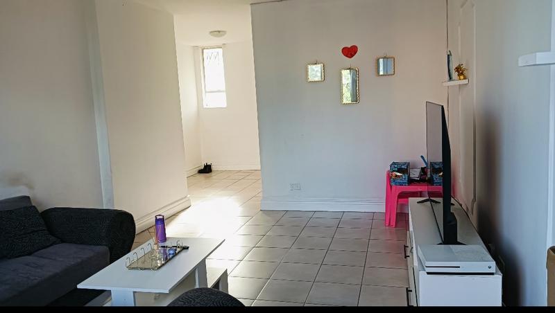 1 Bedroom Property for Sale in Pinetown KwaZulu-Natal