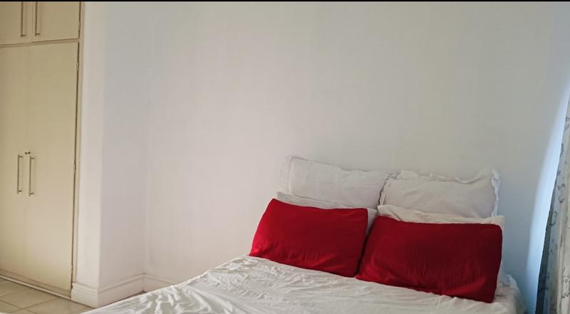 1 Bedroom Property for Sale in Pinetown KwaZulu-Natal