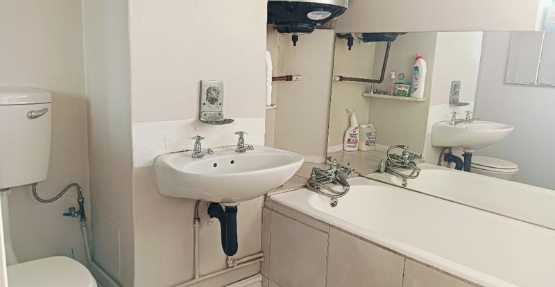 1 Bedroom Property for Sale in Pinetown KwaZulu-Natal
