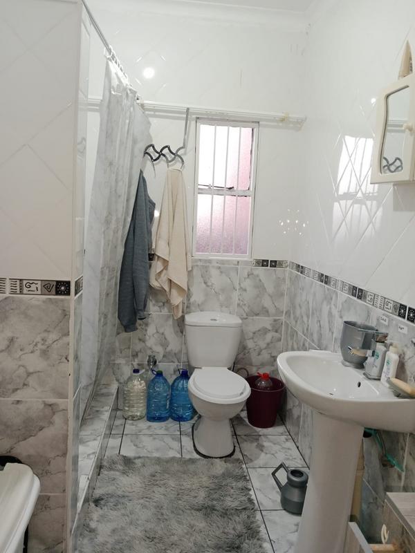 To Let 3 Bedroom Property for Rent in Lennoxton KwaZulu-Natal