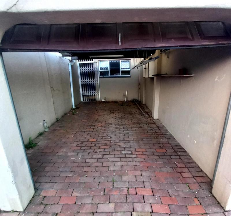 2 Bedroom Property for Sale in Mayville KwaZulu-Natal