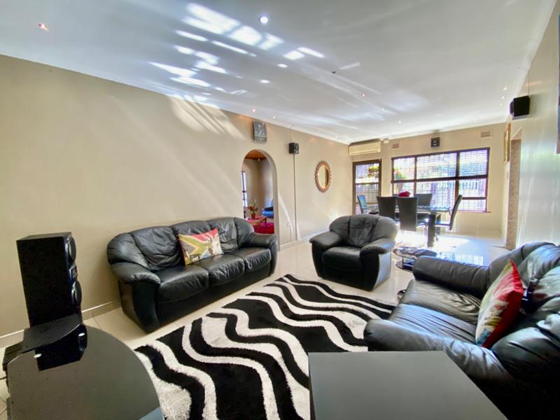 4 Bedroom Property for Sale in Harinagar KwaZulu-Natal