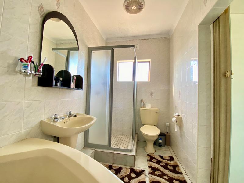 4 Bedroom Property for Sale in Harinagar KwaZulu-Natal