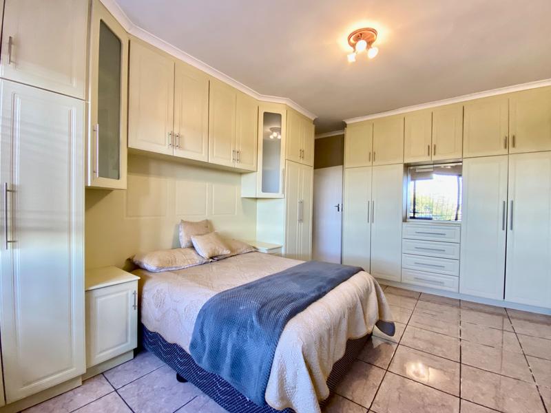 4 Bedroom Property for Sale in Harinagar KwaZulu-Natal