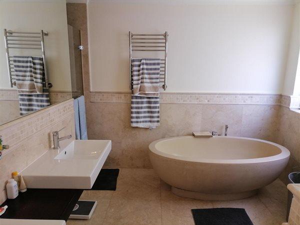 3 Bedroom Property for Sale in Umhlanga Rocks KwaZulu-Natal