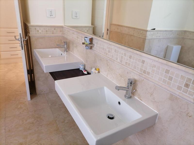 3 Bedroom Property for Sale in Umhlanga Rocks KwaZulu-Natal