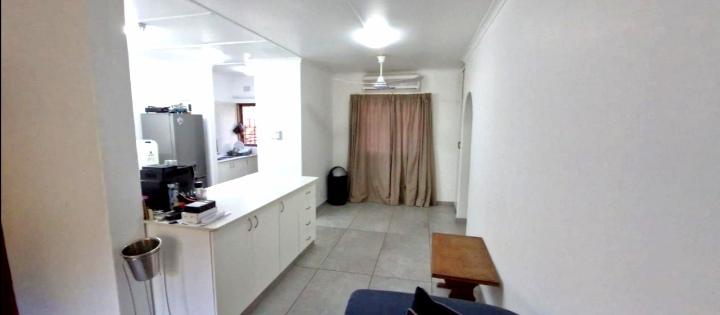3 Bedroom Property for Sale in Meer En See KwaZulu-Natal
