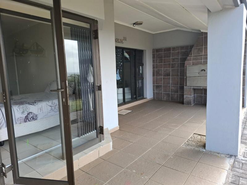2 Bedroom Property for Sale in Hibberdene KwaZulu-Natal