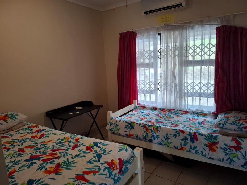 2 Bedroom Property for Sale in Hibberdene KwaZulu-Natal