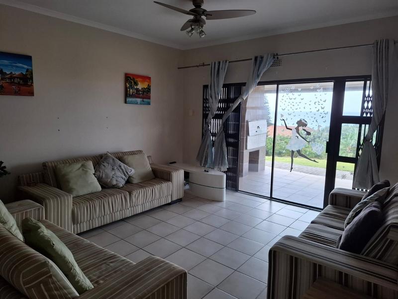 2 Bedroom Property for Sale in Hibberdene KwaZulu-Natal