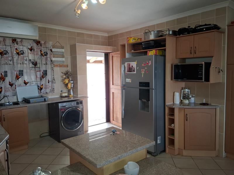 3 Bedroom Property for Sale in Hibberdene KwaZulu-Natal