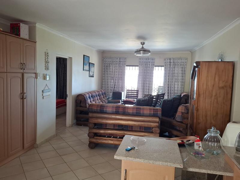 3 Bedroom Property for Sale in Hibberdene KwaZulu-Natal