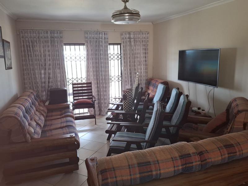 3 Bedroom Property for Sale in Hibberdene KwaZulu-Natal