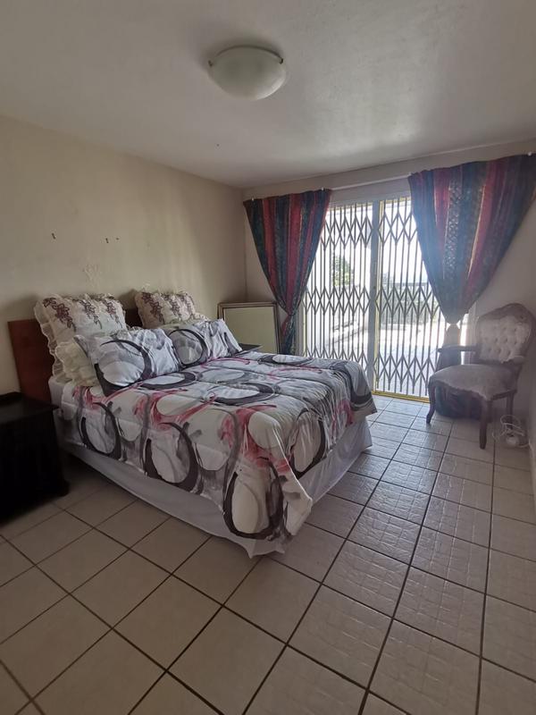 2 Bedroom Property for Sale in Margate KwaZulu-Natal