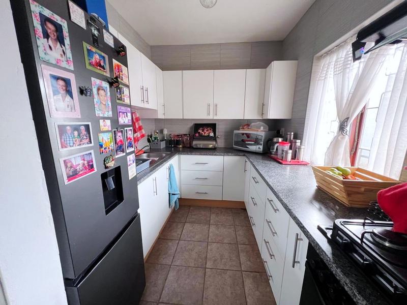 2 Bedroom Property for Sale in Margate KwaZulu-Natal