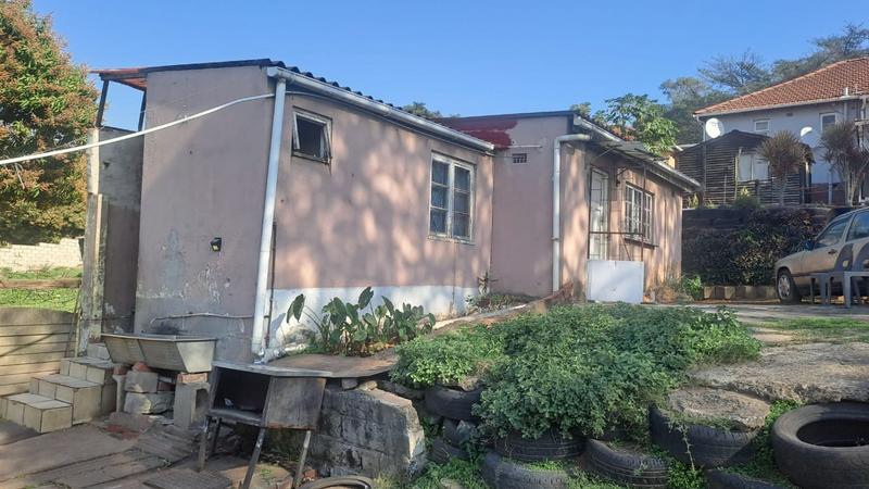 4 Bedroom Property for Sale in Montclair KwaZulu-Natal