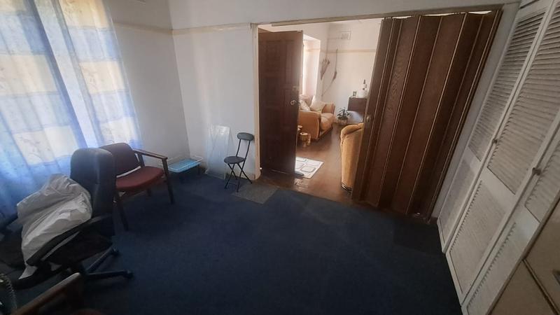 4 Bedroom Property for Sale in Montclair KwaZulu-Natal