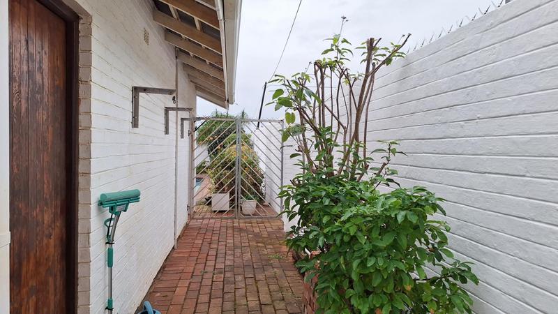 3 Bedroom Property for Sale in Widenham KwaZulu-Natal