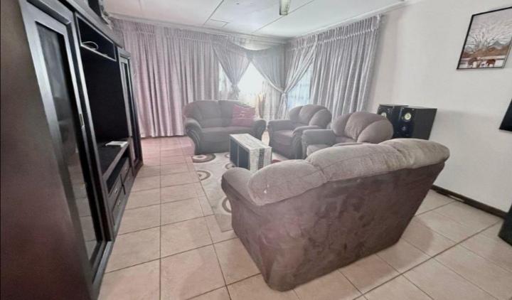 3 Bedroom Property for Sale in Arboretum KwaZulu-Natal