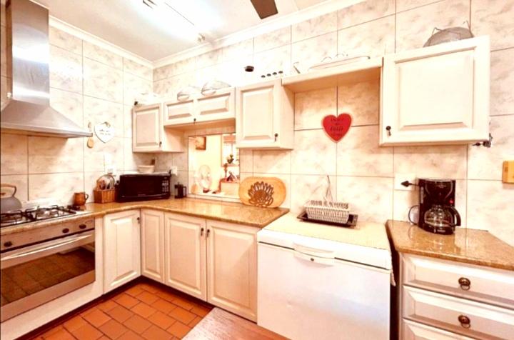 4 Bedroom Property for Sale in Meer En See KwaZulu-Natal