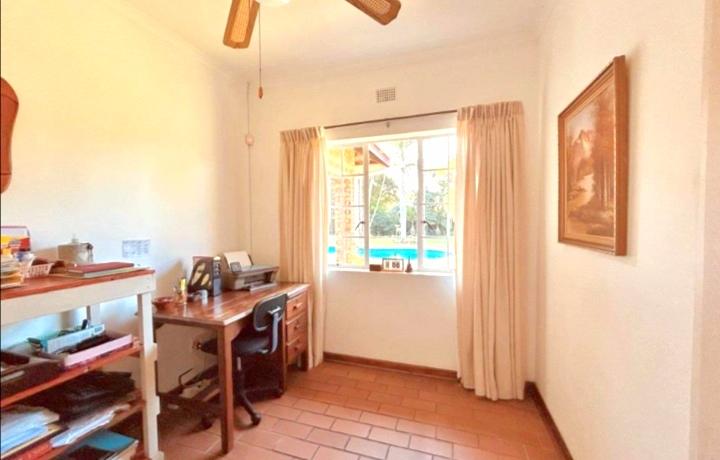 4 Bedroom Property for Sale in Meer En See KwaZulu-Natal