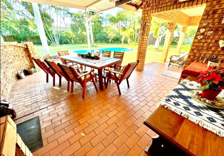 4 Bedroom Property for Sale in Meer En See KwaZulu-Natal