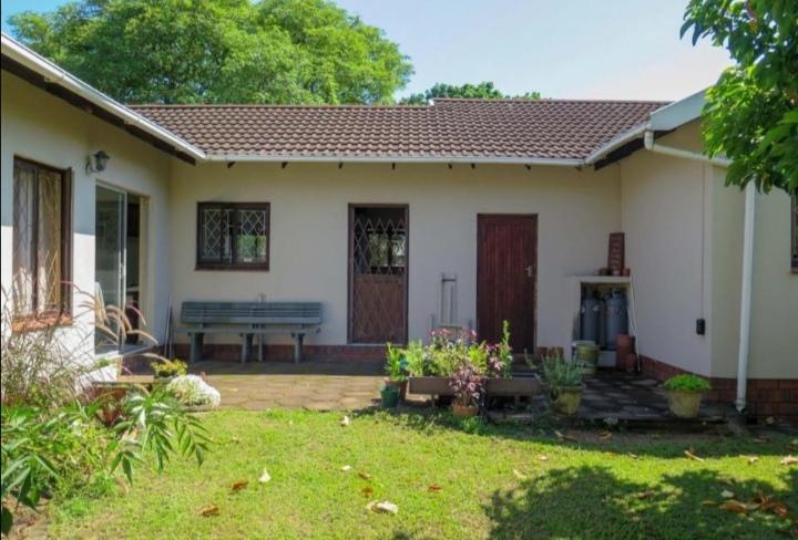 4 Bedroom Property for Sale in Meer En See KwaZulu-Natal