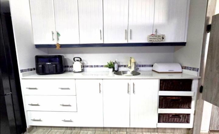 4 Bedroom Property for Sale in Meer En See KwaZulu-Natal