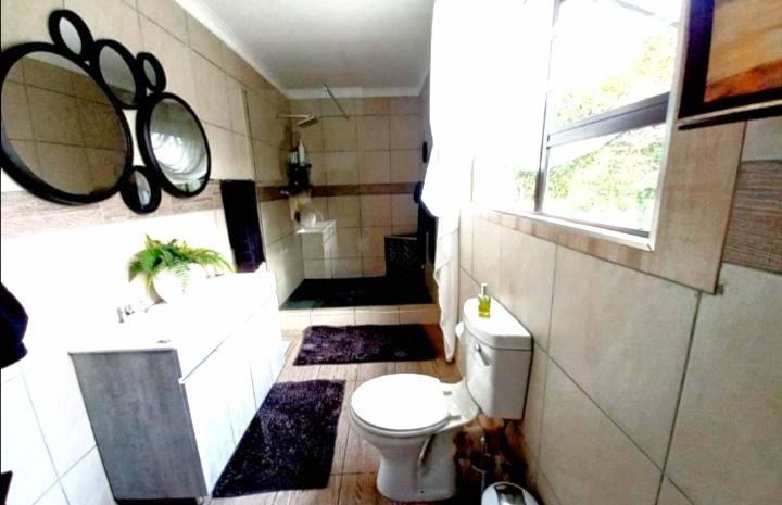 4 Bedroom Property for Sale in Meer En See KwaZulu-Natal