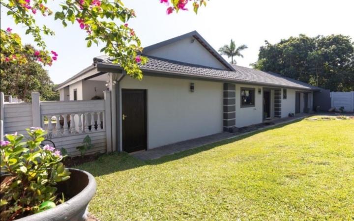 4 Bedroom Property for Sale in Meer En See KwaZulu-Natal