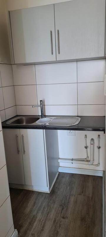 To Let 2 Bedroom Property for Rent in Malvern KwaZulu-Natal