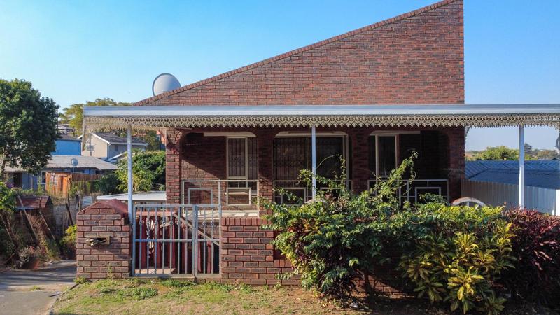 4 Bedroom Property for Sale in Lenham KwaZulu-Natal