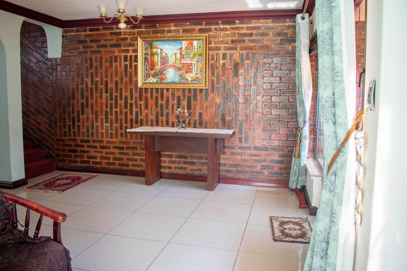 4 Bedroom Property for Sale in Lenham KwaZulu-Natal
