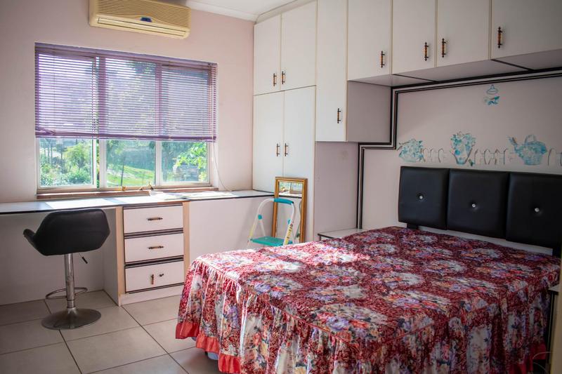 4 Bedroom Property for Sale in Lenham KwaZulu-Natal