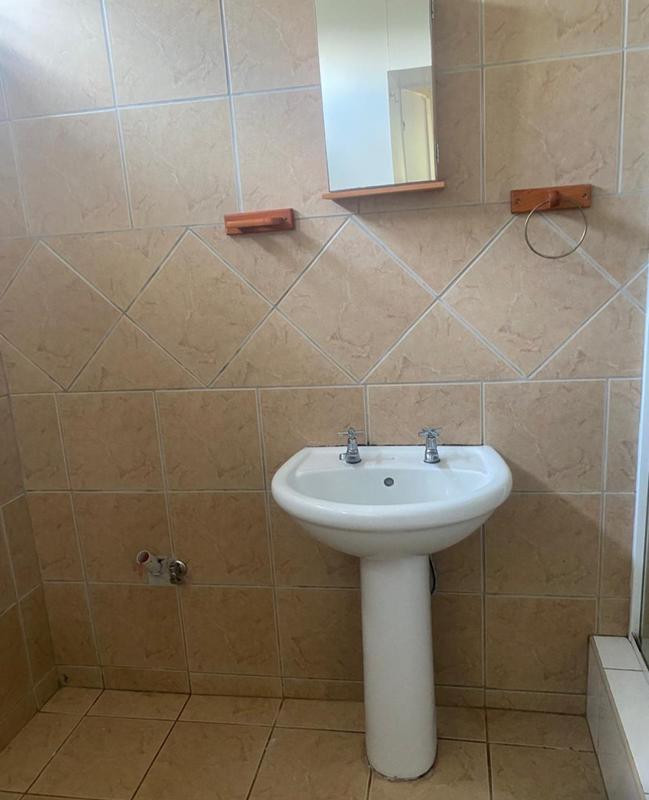 To Let 1 Bedroom Property for Rent in Cowies Hill Park KwaZulu-Natal