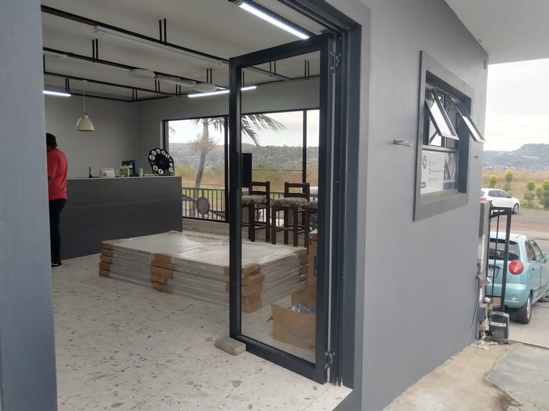 To Let commercial Property for Rent in Phoenix KwaZulu-Natal