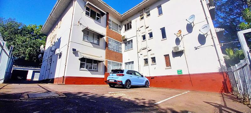 1 Bedroom Property for Sale in Essenwood KwaZulu-Natal