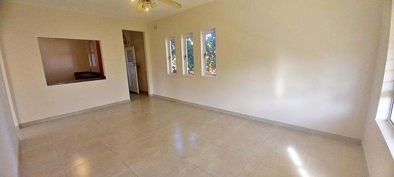 1 Bedroom Property for Sale in Essenwood KwaZulu-Natal