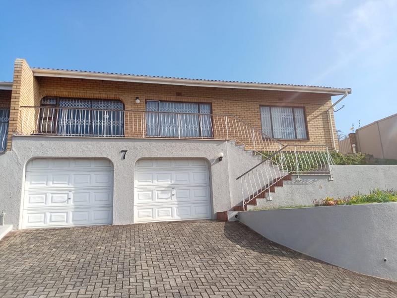 3 Bedroom Property for Sale in Scottburgh KwaZulu-Natal