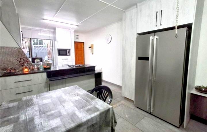 1 Bedroom Property for Sale in Arboretum KwaZulu-Natal