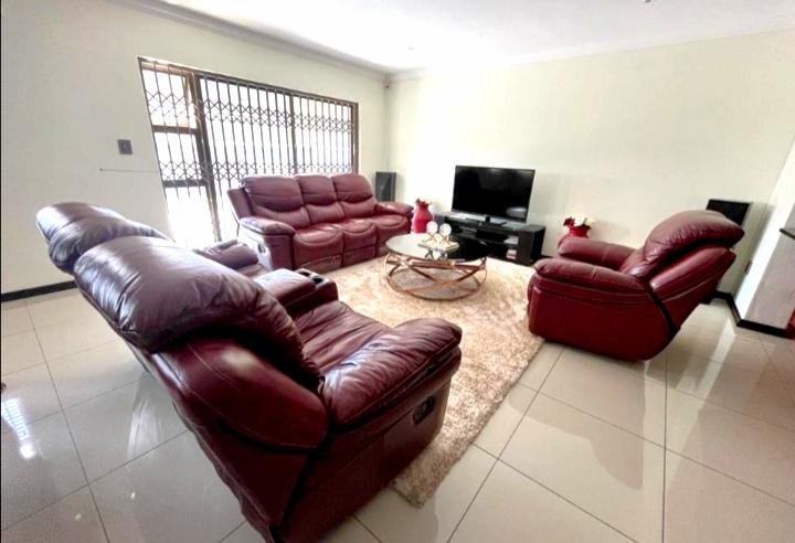 To Let 3 Bedroom Property for Rent in Meer En See KwaZulu-Natal