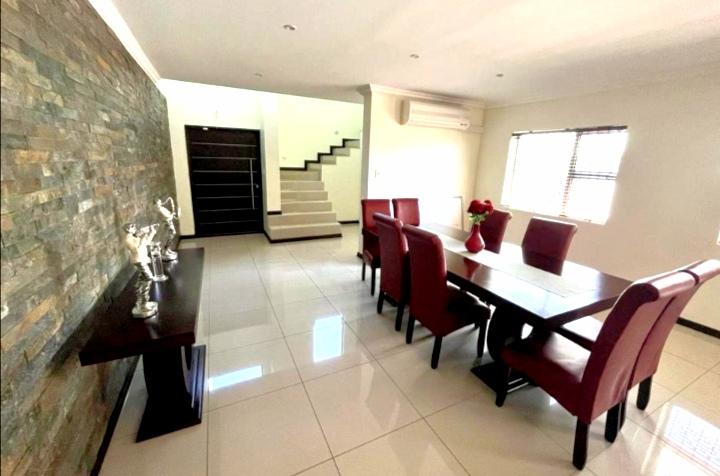 To Let 3 Bedroom Property for Rent in Meer En See KwaZulu-Natal