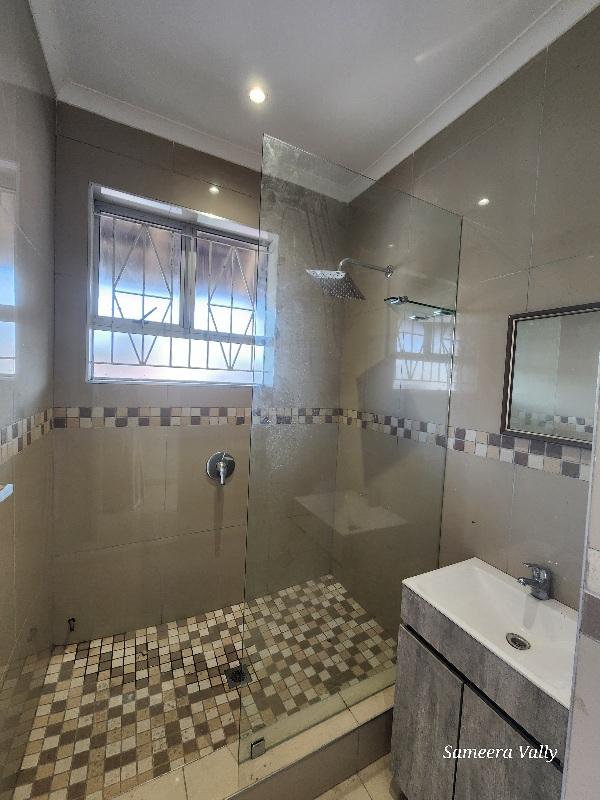 2 Bedroom Property for Sale in Windermere KwaZulu-Natal