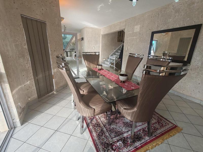 5 Bedroom Property for Sale in Uvongo KwaZulu-Natal