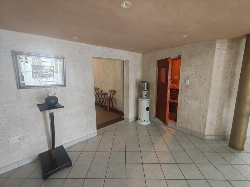5 Bedroom Property for Sale in Uvongo KwaZulu-Natal